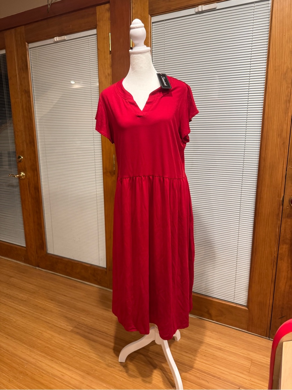V-Neck Red Midi Dress with Short Sleeves